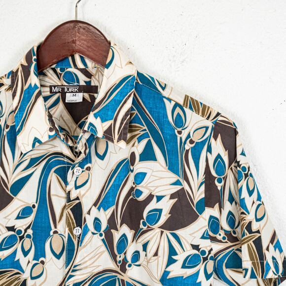 MR Turk Cropped Button up Shirt Abstract floral print blue brown M - Picture 6 of 7